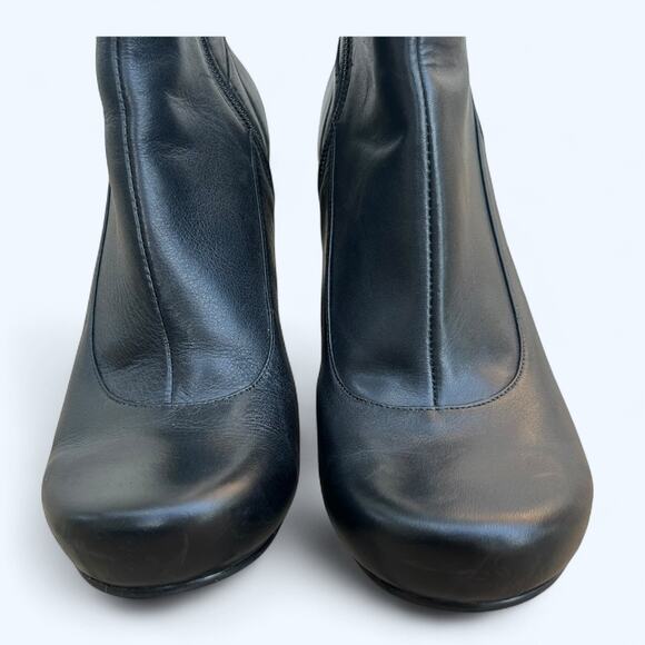 TSUBO CLEONE Black Women's Mid Calf Zip Boot Bootie Sz 8.5 Edgy Chic Minimalist - Picture 4 of 11